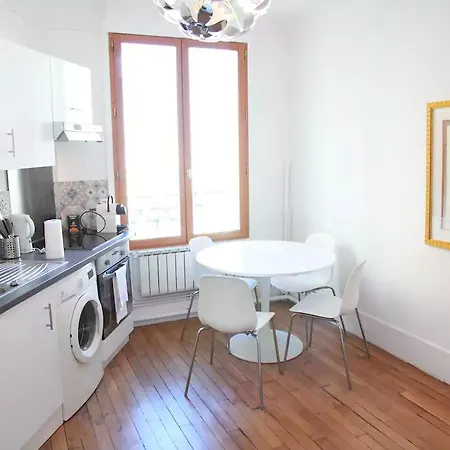 Appartement Flat Next To Convention Center Vanves